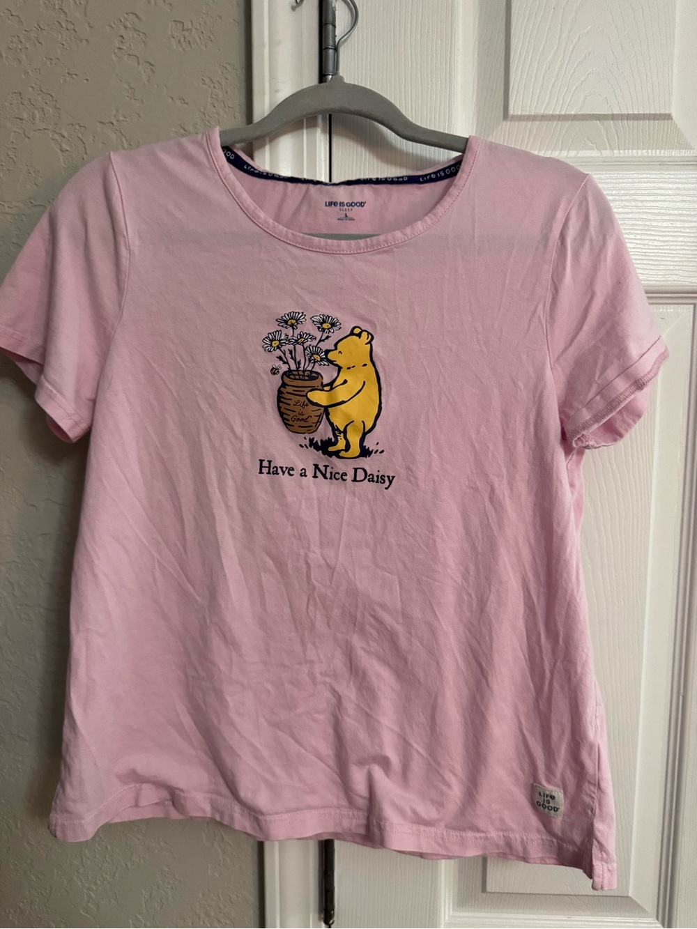 Life is Good Women’s "Have a Nice Daisy" Pink Graphic Tee